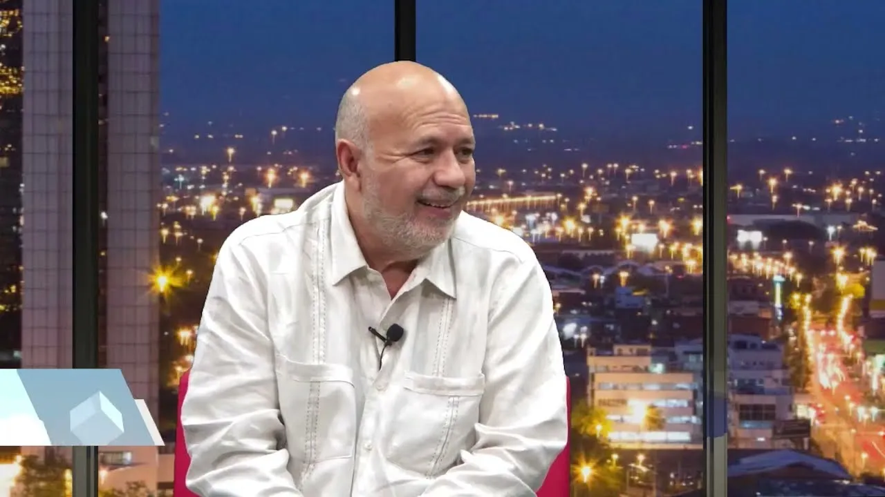 Charlas en la U – Dario Henao Restrepo – Manuel Zapata Olivella